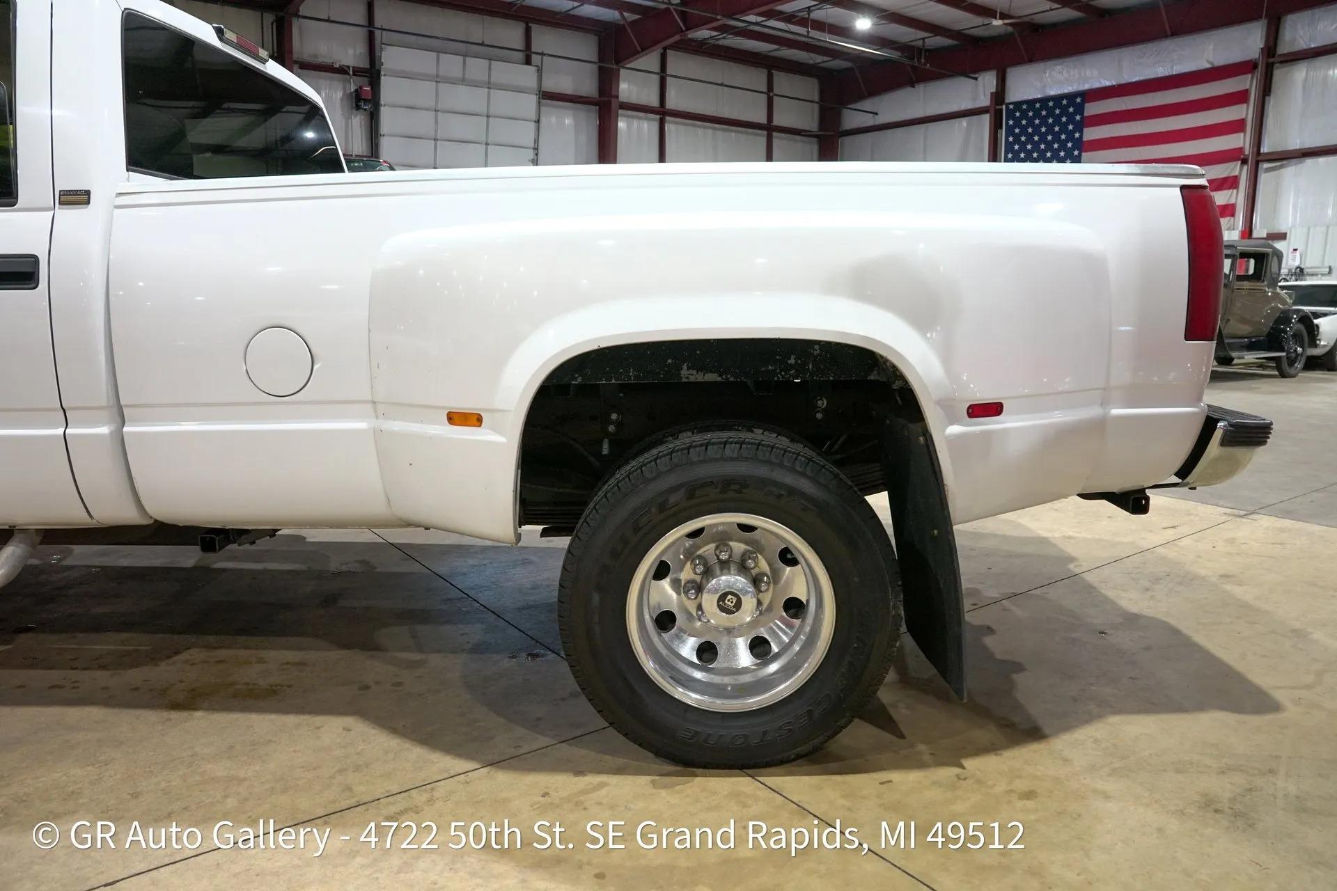 1996 Chevrolet Silverado K3500 4X4 Crew Cab - 5