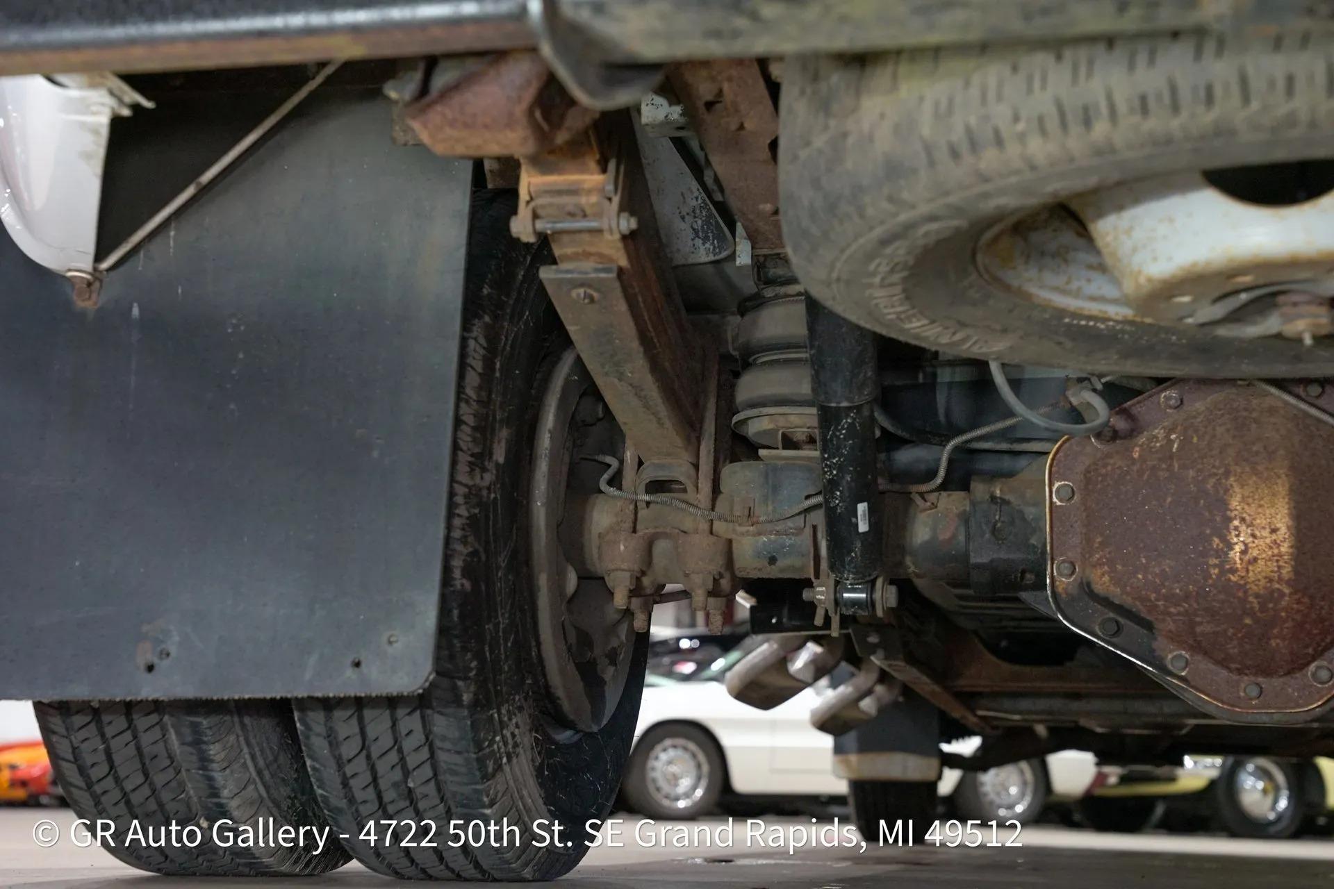 1996 Chevrolet Silverado K3500 4X4 Crew Cab