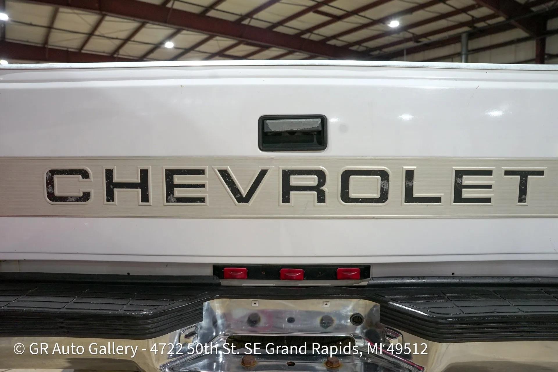 1996 Chevrolet Silverado K3500 4X4 Crew Cab