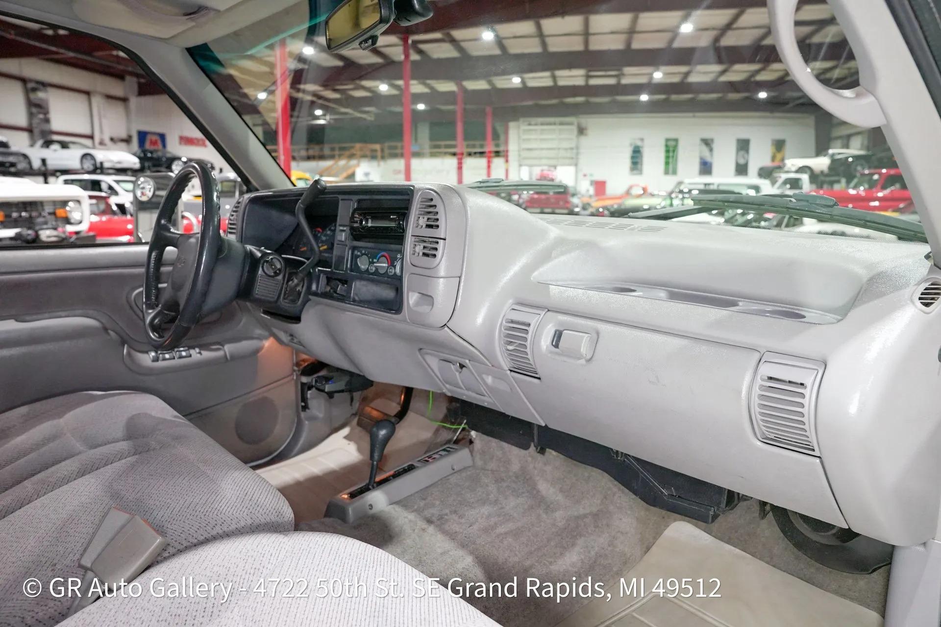 1996 Chevrolet Silverado K3500 4X4 Crew Cab