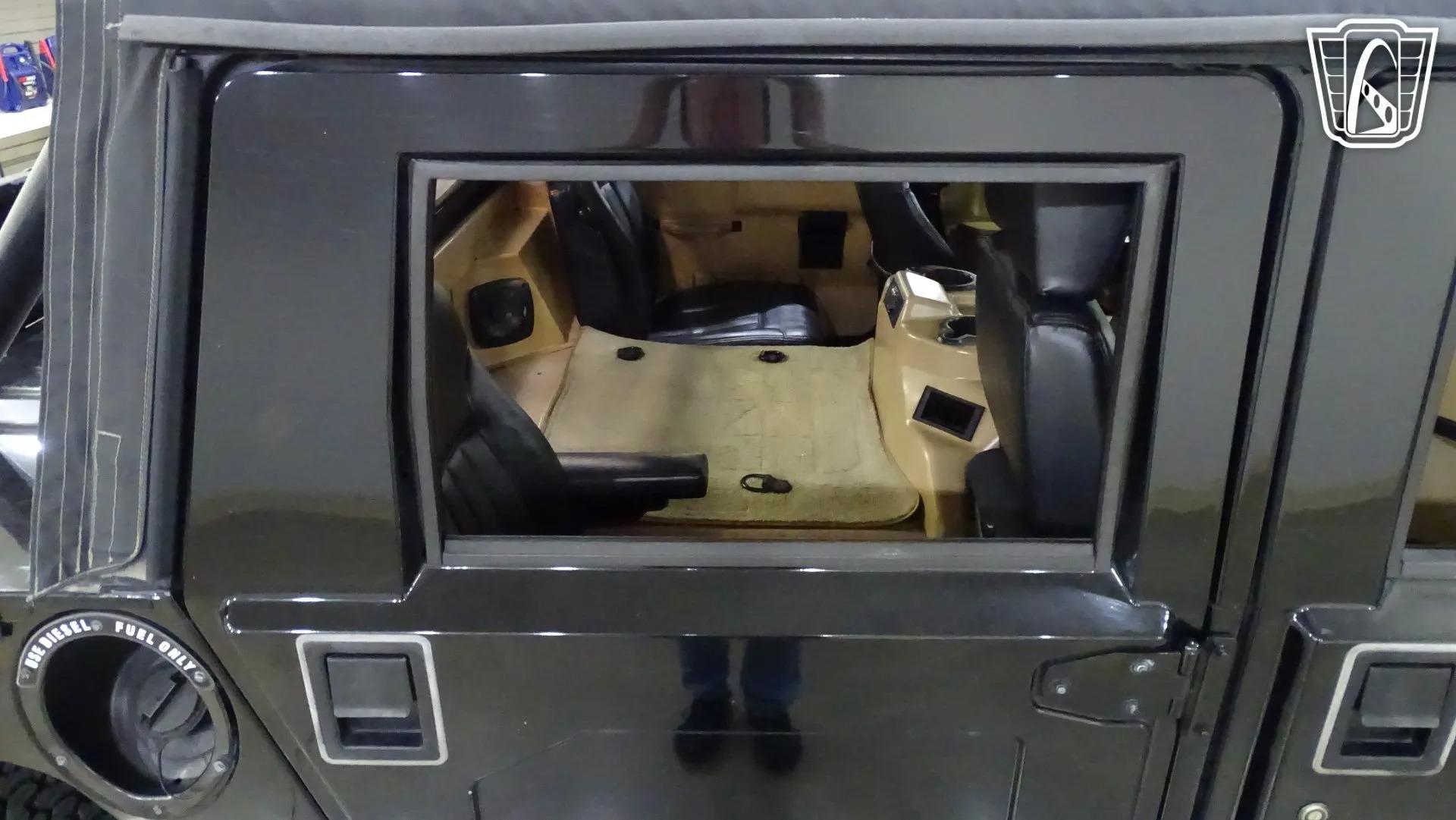 2001 Am General Hummer H1