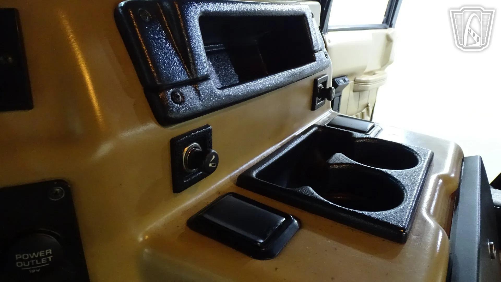 2001 Am General Hummer H1