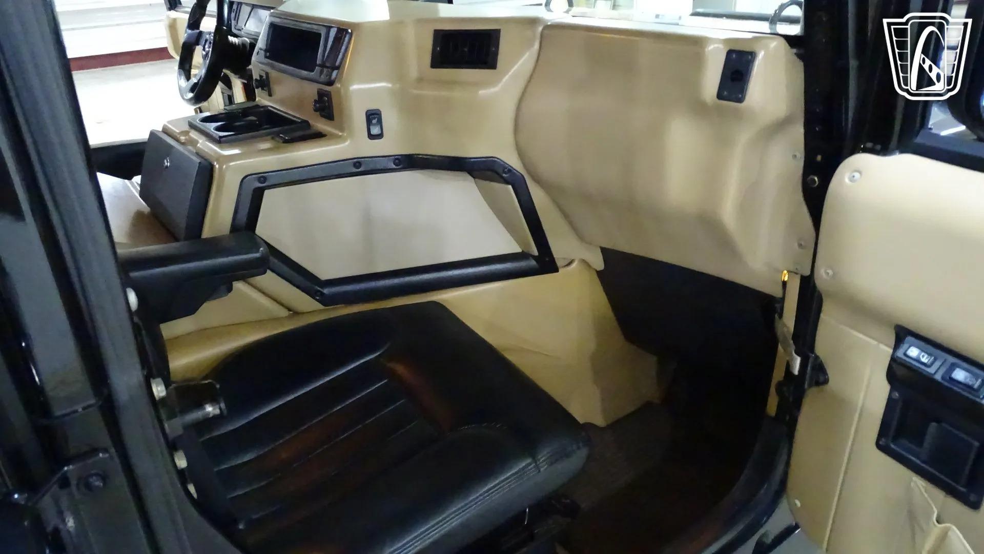 2001 Am General Hummer H1