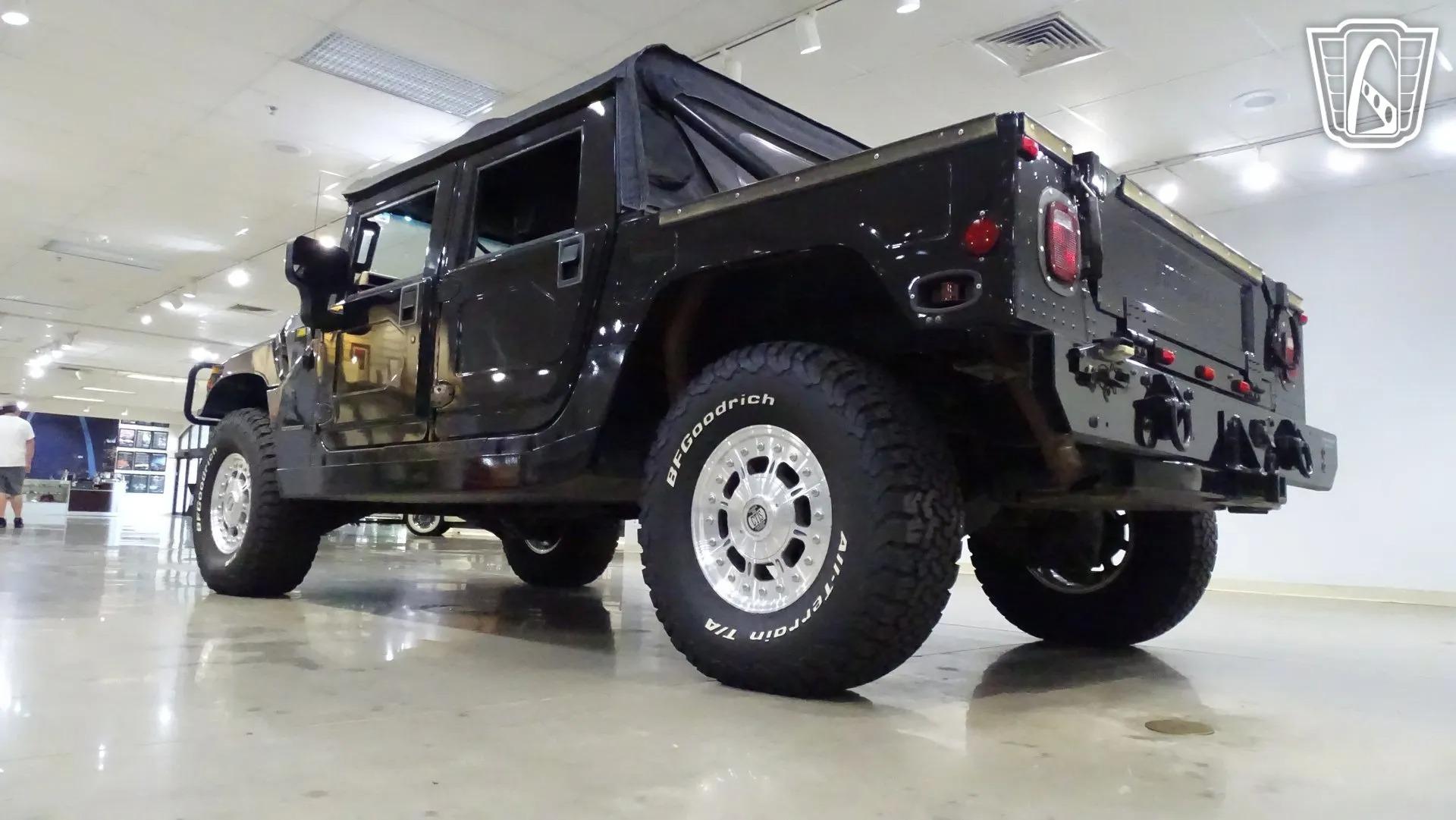 2001 Am General Hummer H1