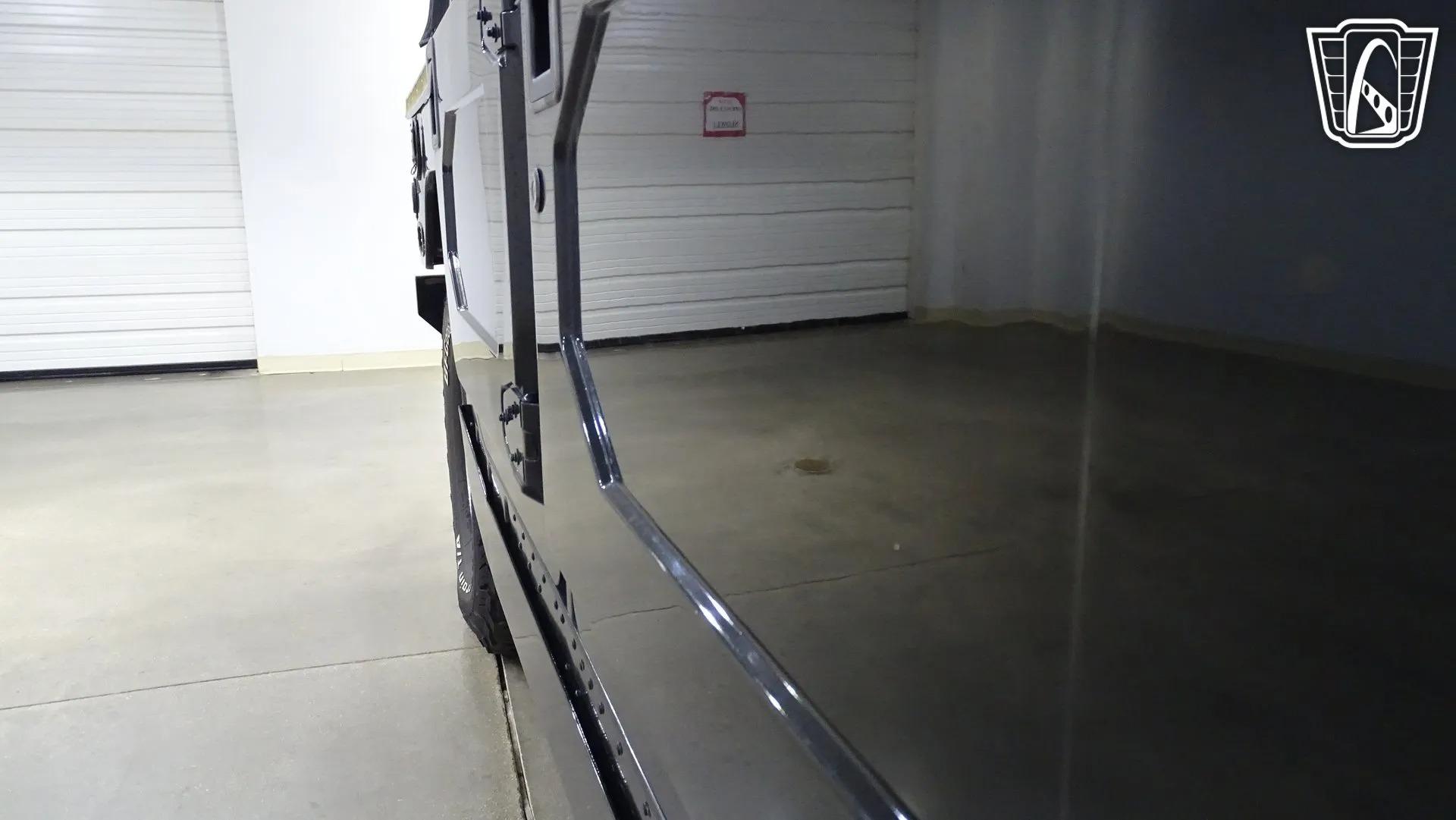 2001 Am General Hummer H1