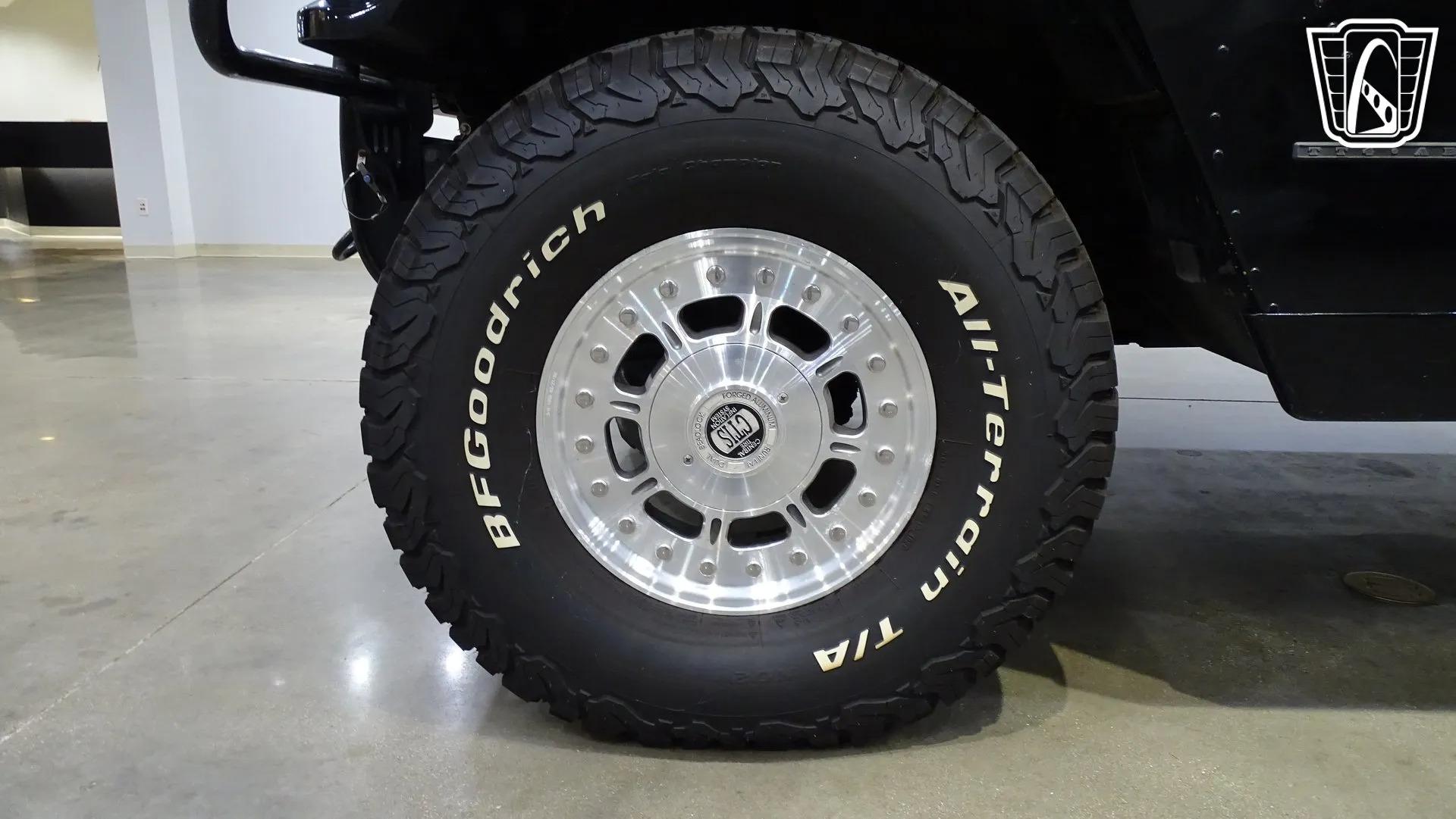 2001 Am General Hummer H1