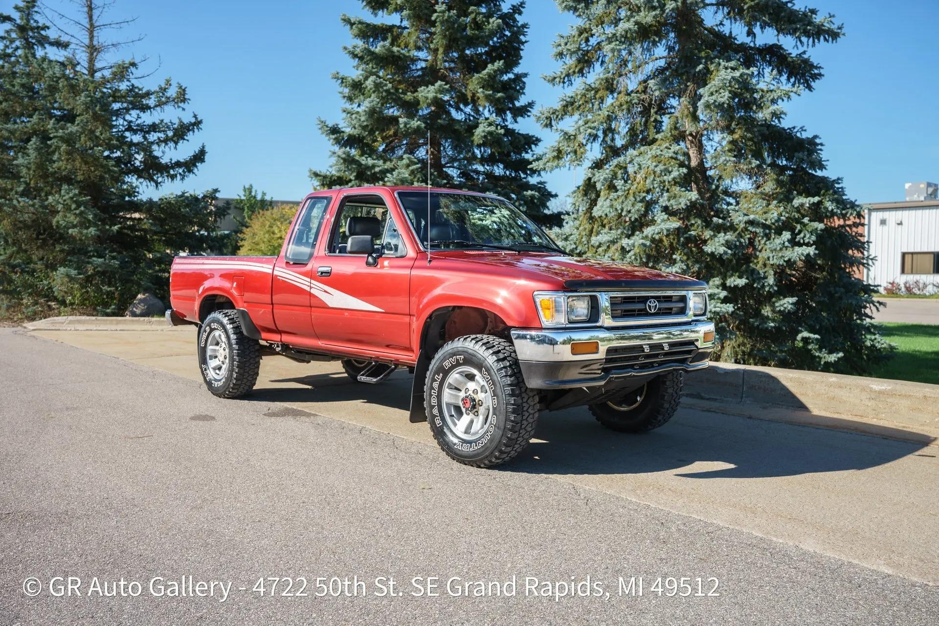 1993 Toyota Pickup Deluxe