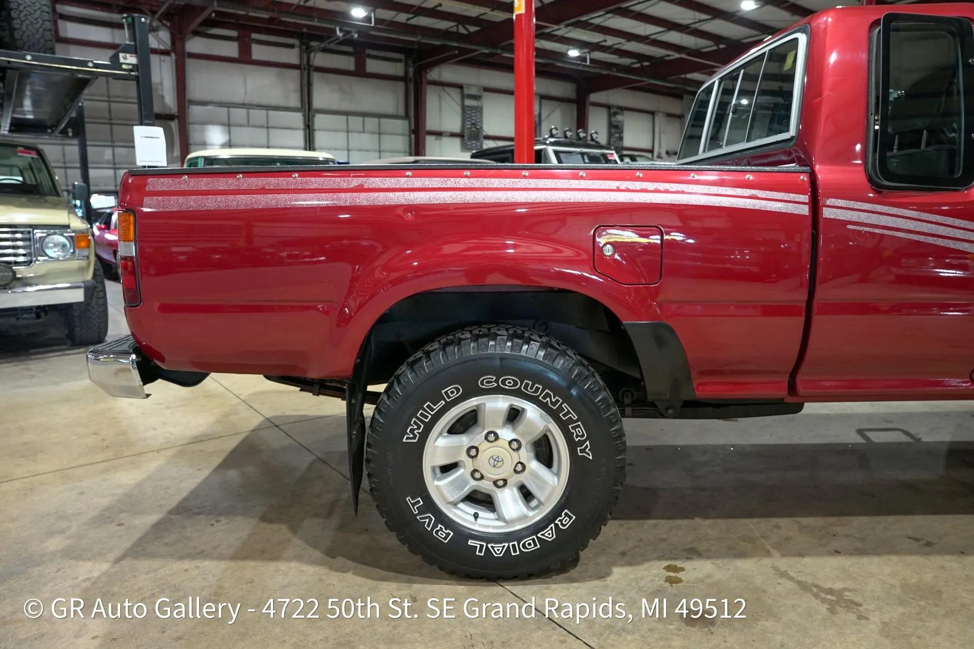 1993 Toyota Pickup Deluxe