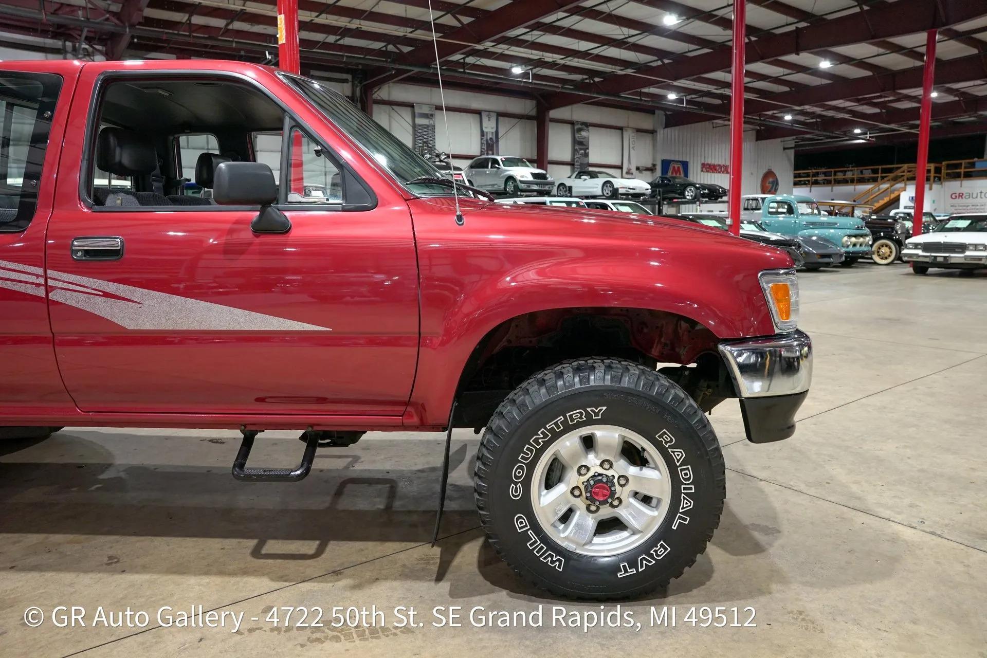 1993 Toyota Pickup Deluxe