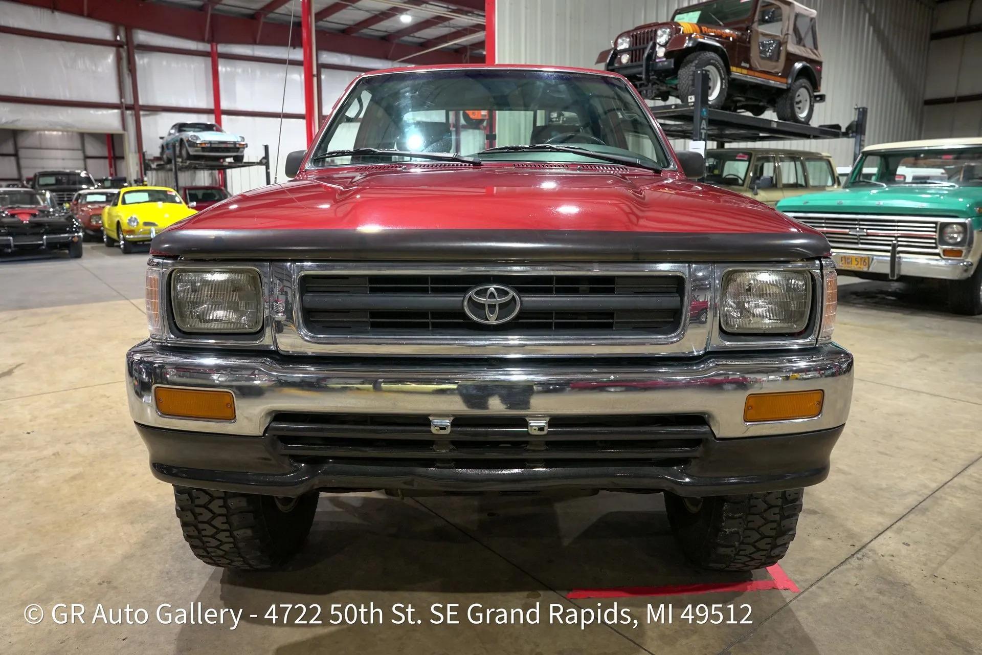 1993 Toyota Pickup Deluxe