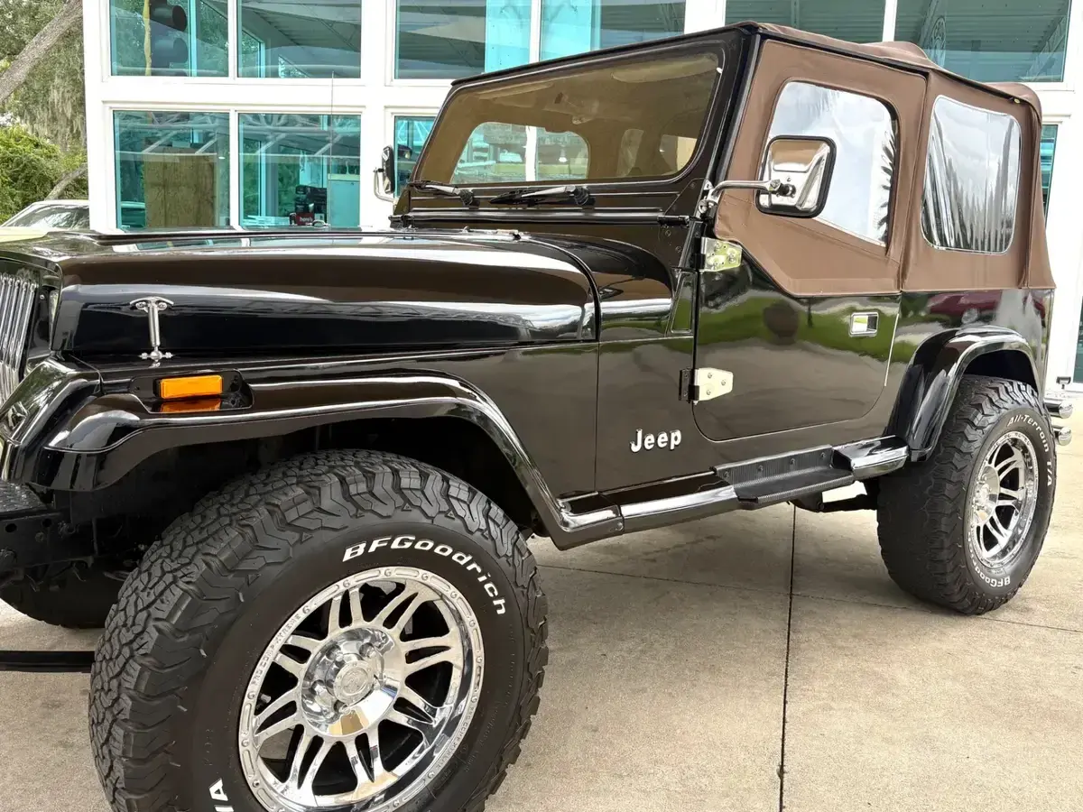 1989 Jeep Wrangler Laredo