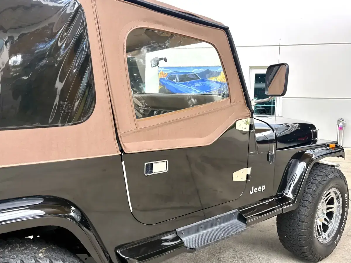 1989 Jeep Wrangler Laredo