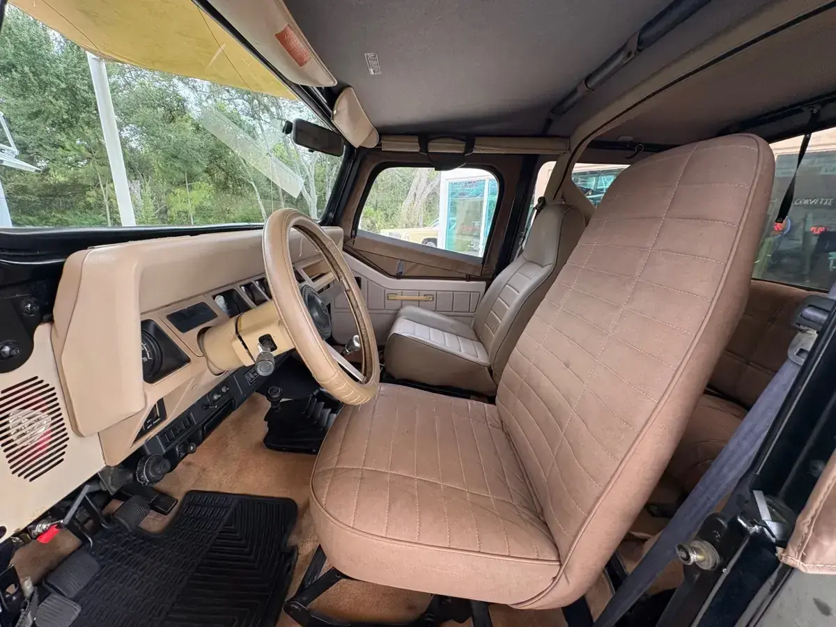 1989 Jeep Wrangler Laredo