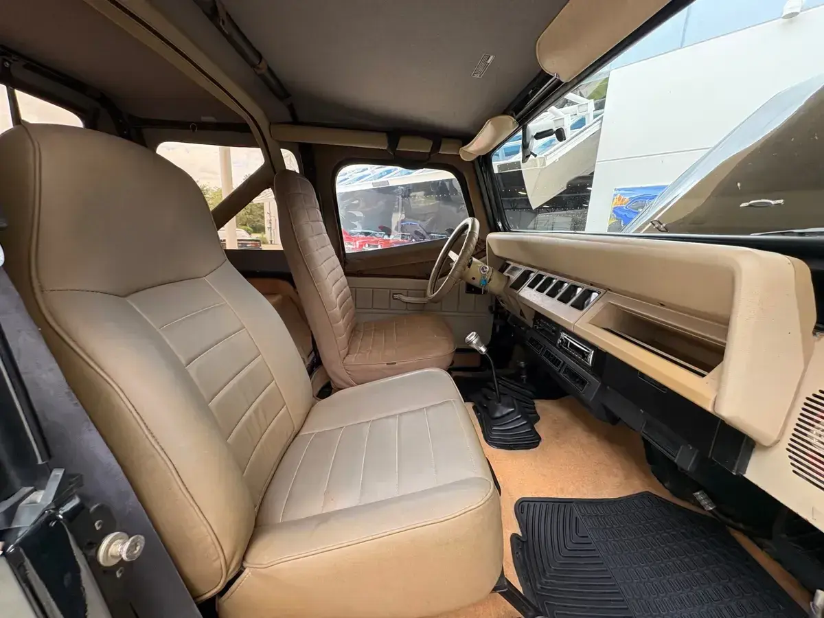 1989 Jeep Wrangler Laredo