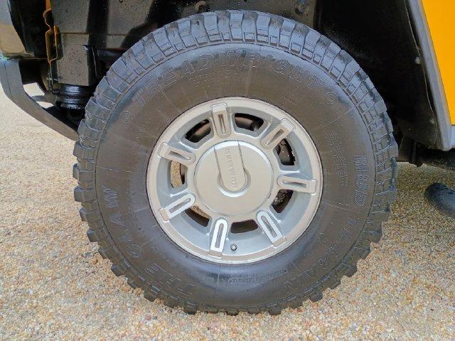2005 HUMMER H2