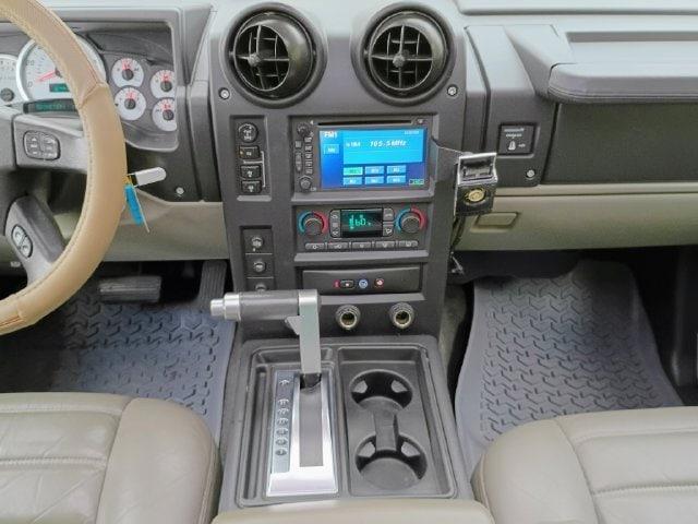 2005 HUMMER H2