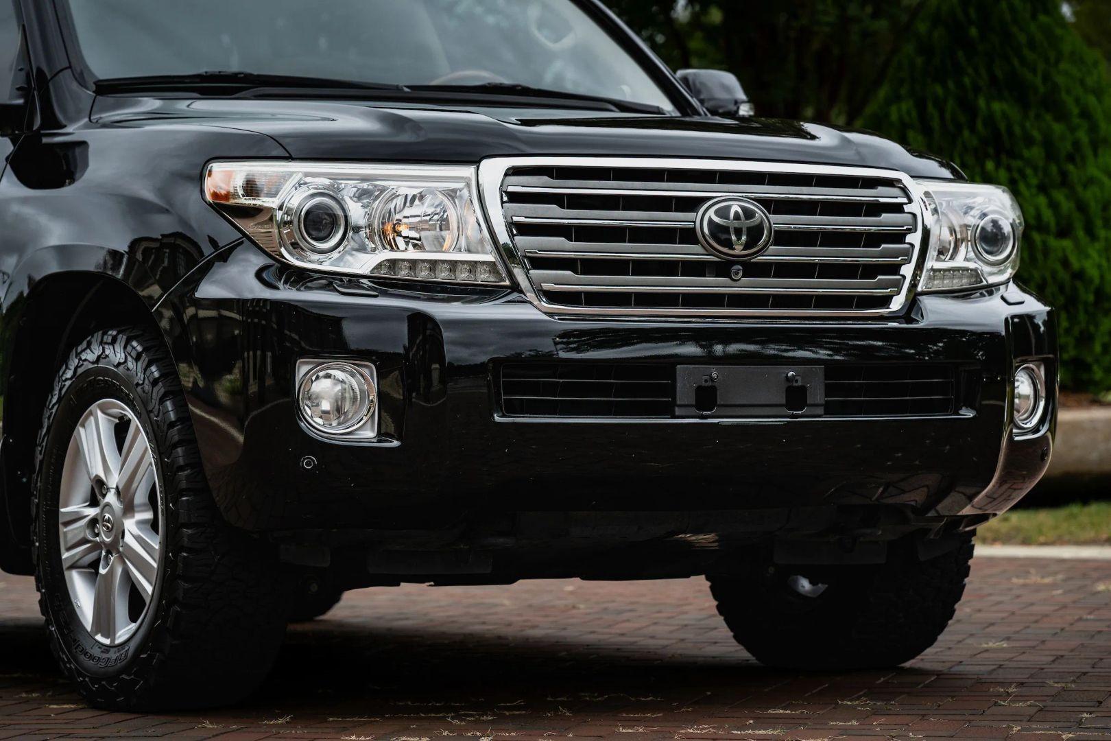 2014 Toyota Land Cruiser