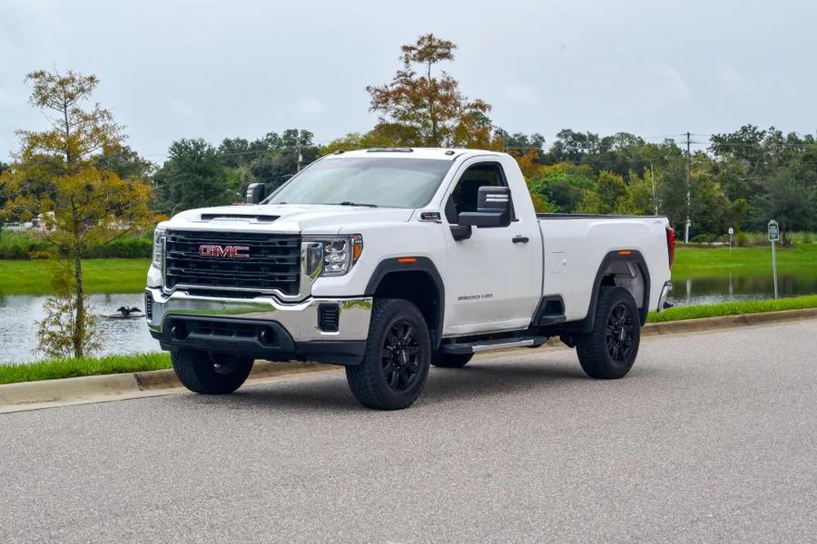 2022 GMC Sierra 2500 Pro