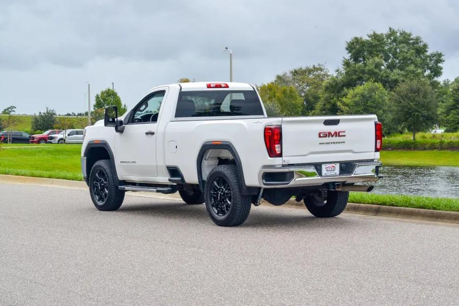 2022 GMC Sierra 2500 Pro