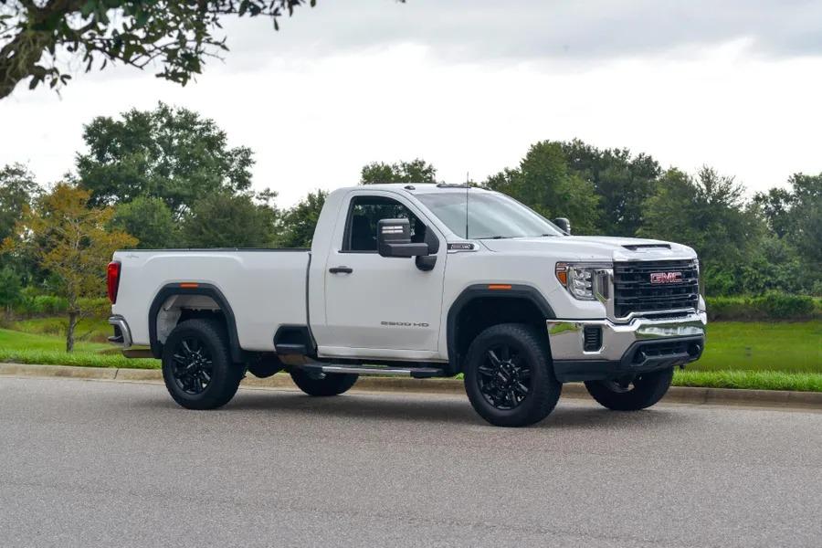 2022 GMC Sierra 2500 Pro
