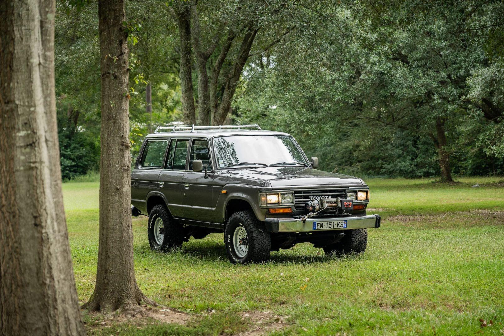 1989 TOYOTA LAND CRUISER HJ61 - 3