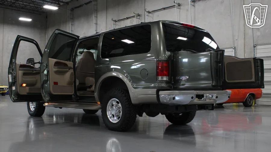 2001 Ford Excursion Eddie Bauer