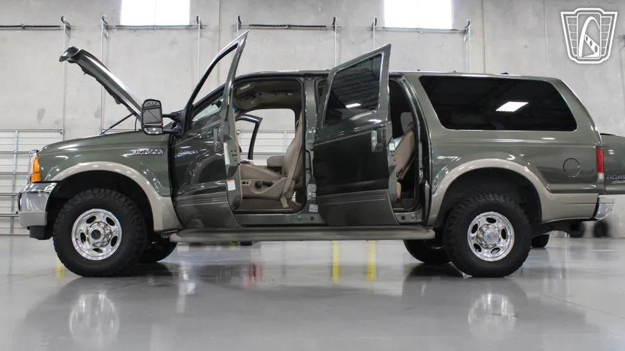 2001 Ford Excursion Eddie Bauer