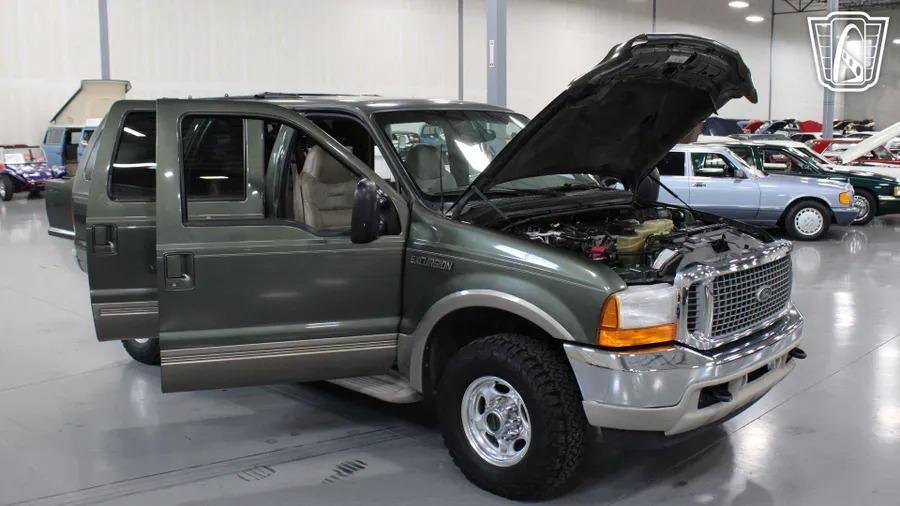 2001 Ford Excursion Eddie Bauer