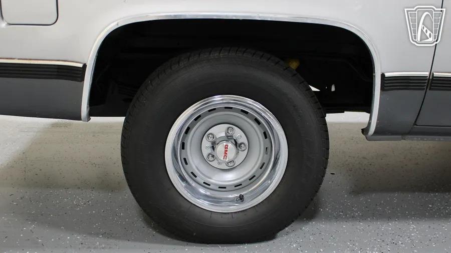 1990 GMC Suburban