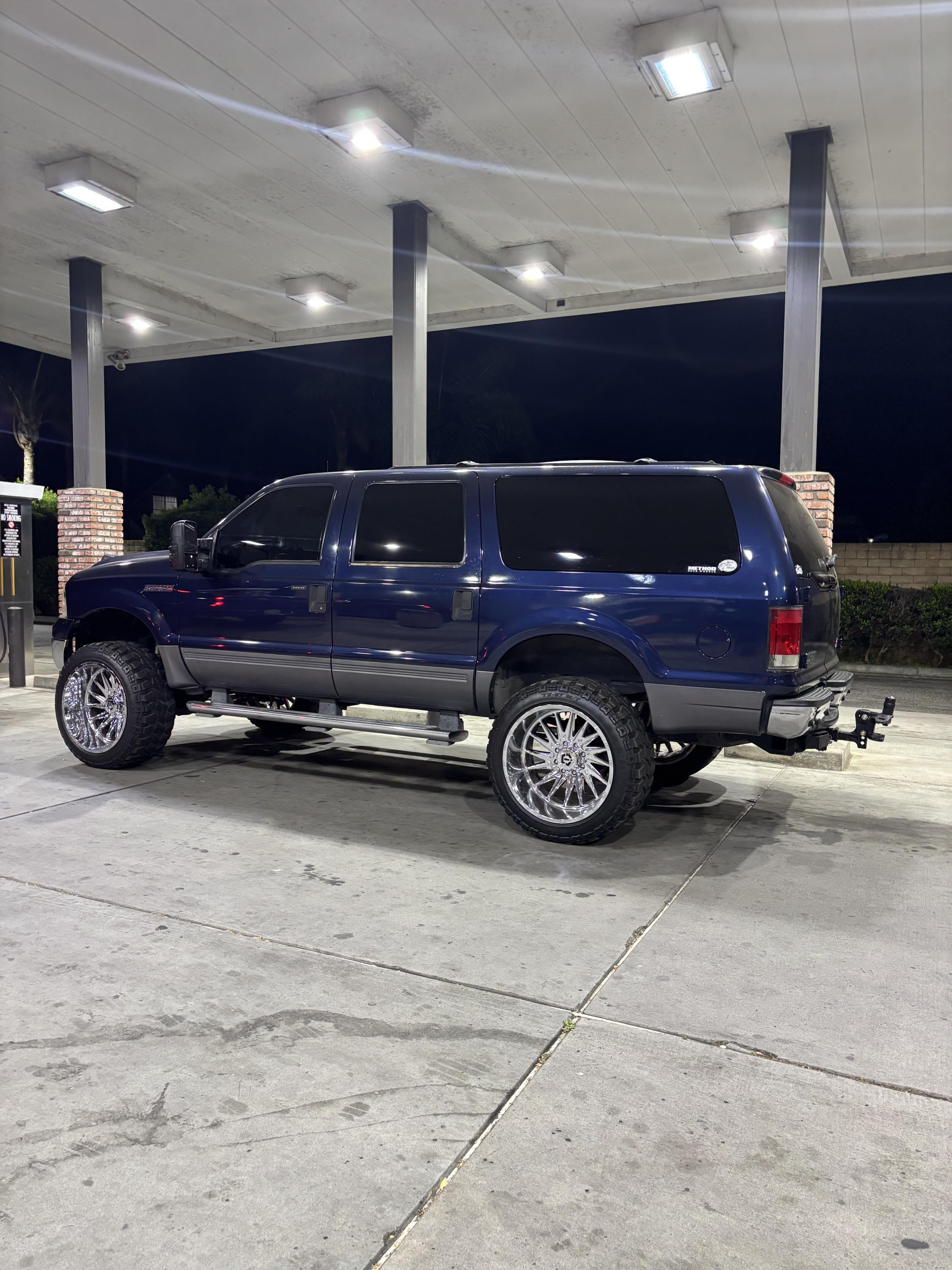 2005 Ford Excursion Limited