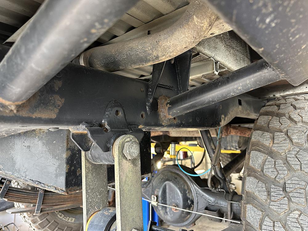 1989 Toyota Land Cruiser HZJ79/FJ62 Hybrid