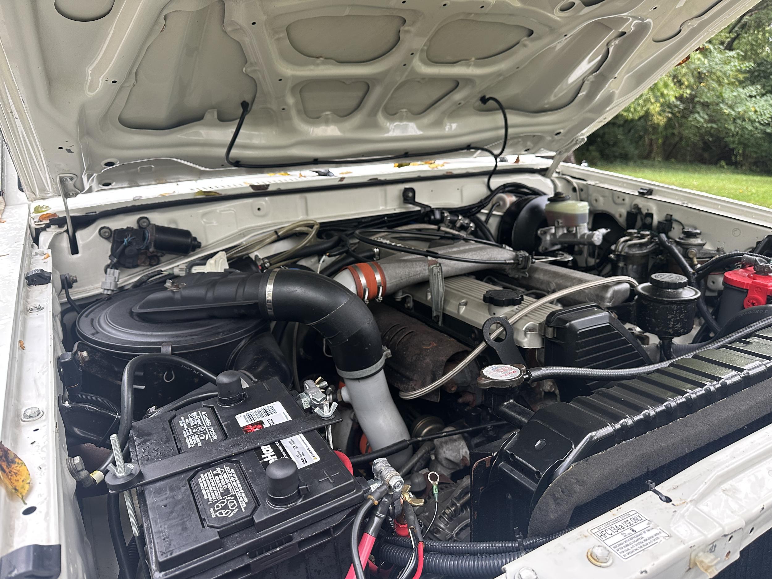 1989 Toyota Land Cruiser HZJ79/FJ62 Hybrid