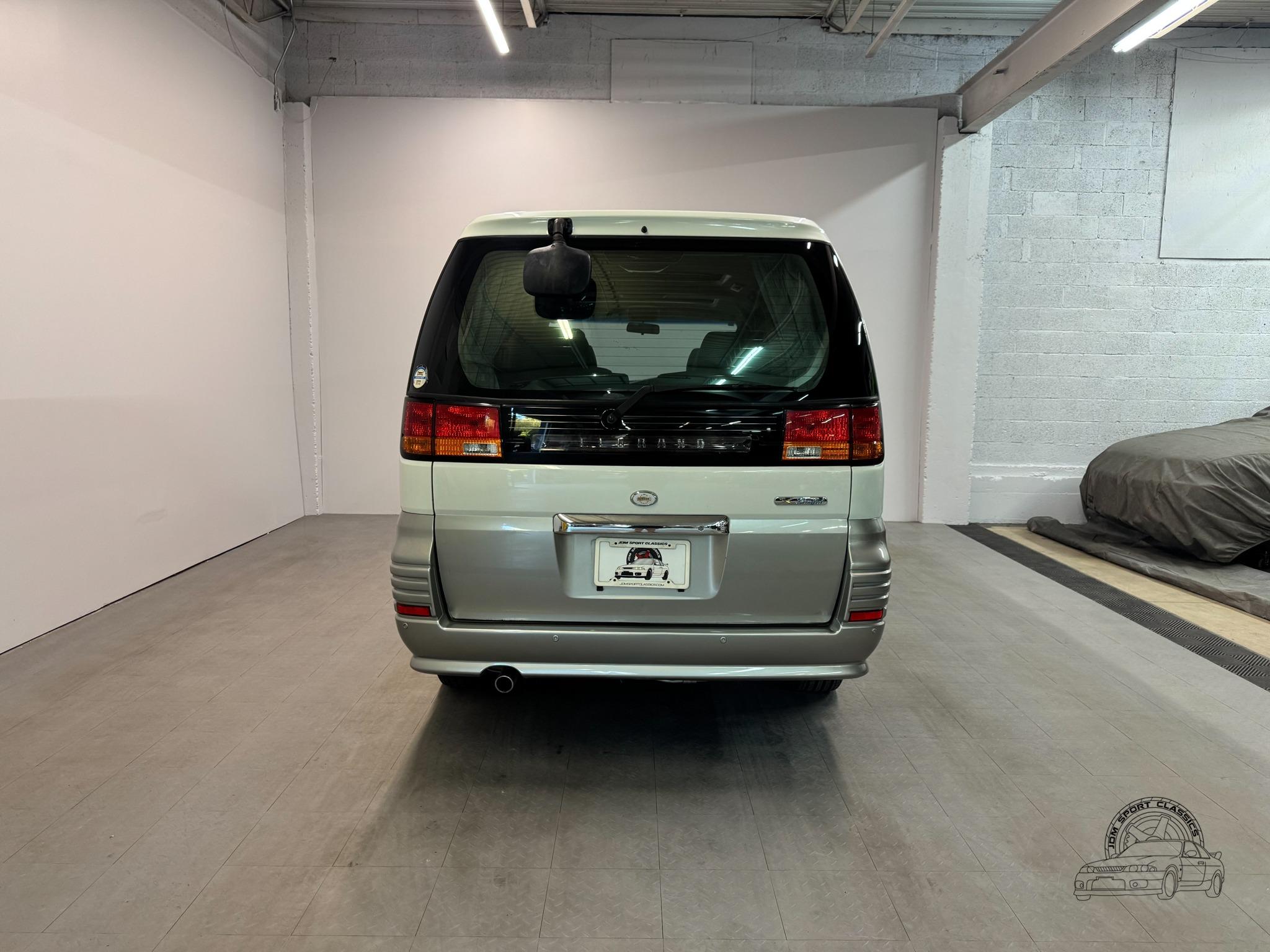 2001 Nissan Elgrand 4WD X Limited