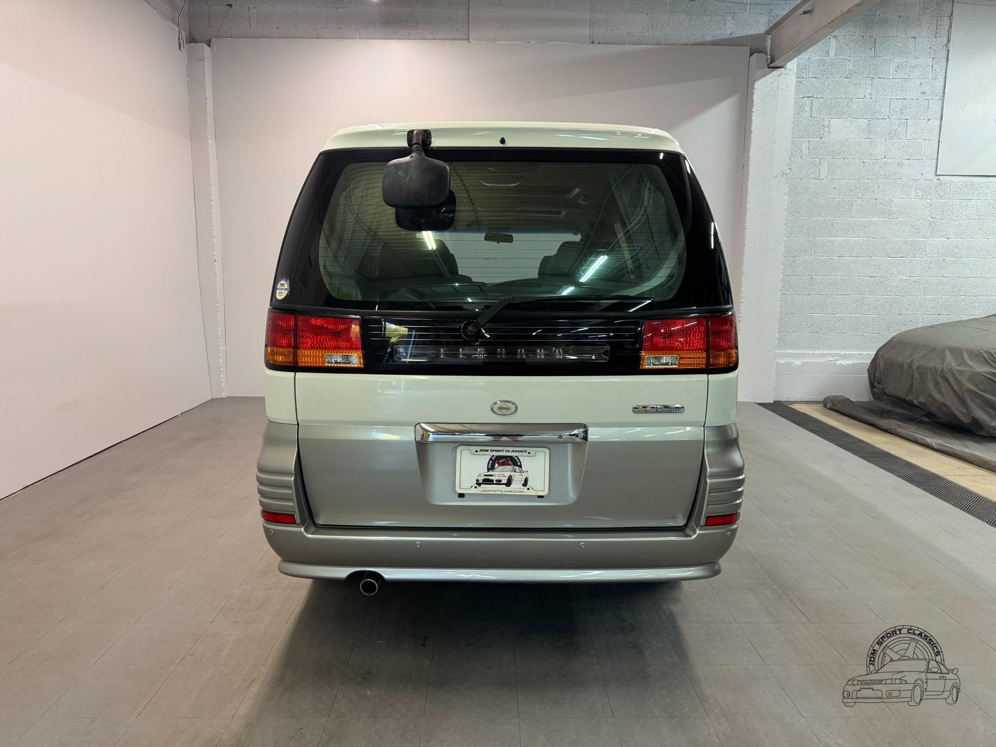 2001 Nissan Elgrand 4WD X Limited