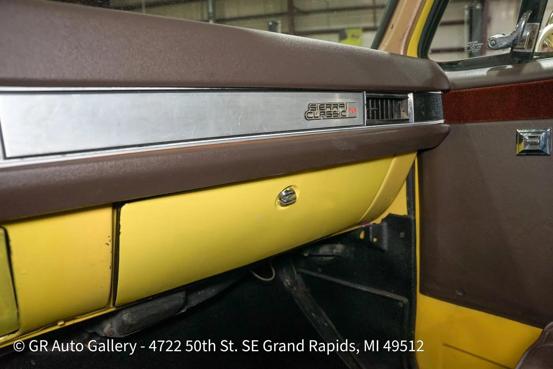 1982 GMC C2500 Classic