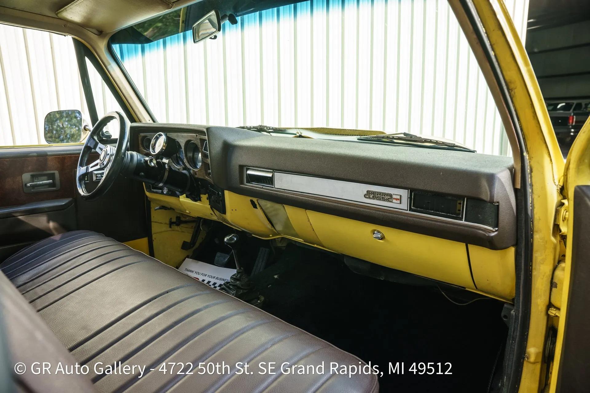 1982 GMC C2500 Classic