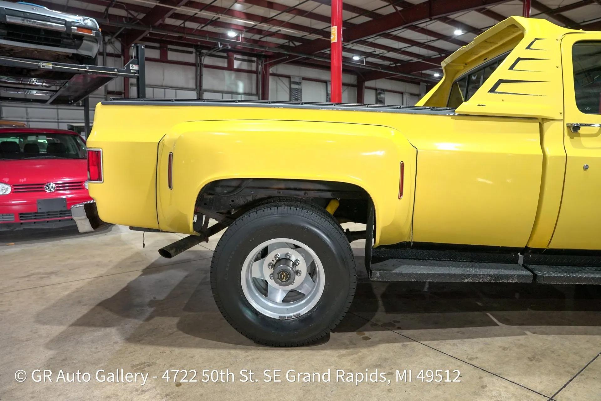 1982 GMC C2500 Classic