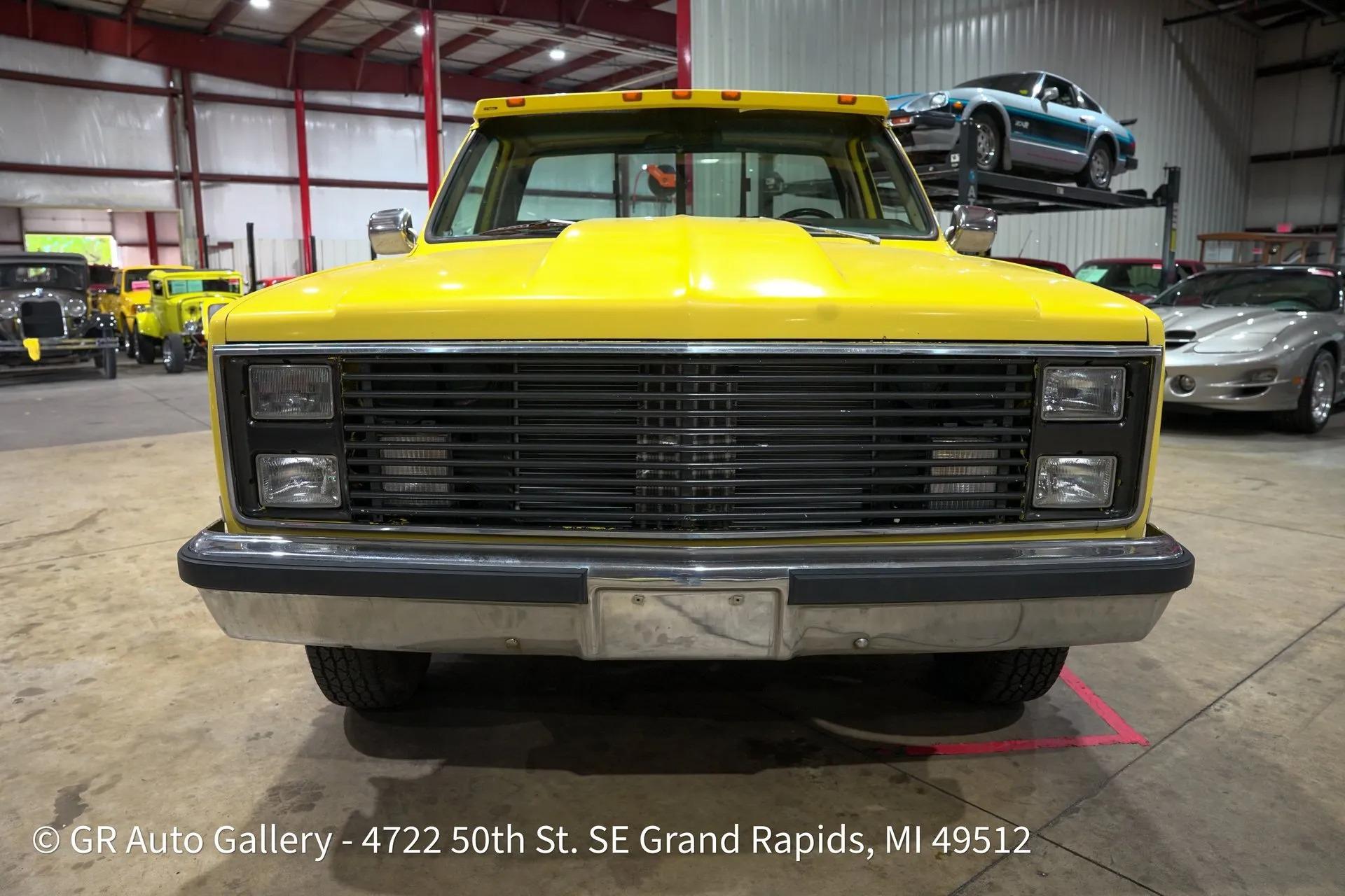 1982 GMC C2500 Classic