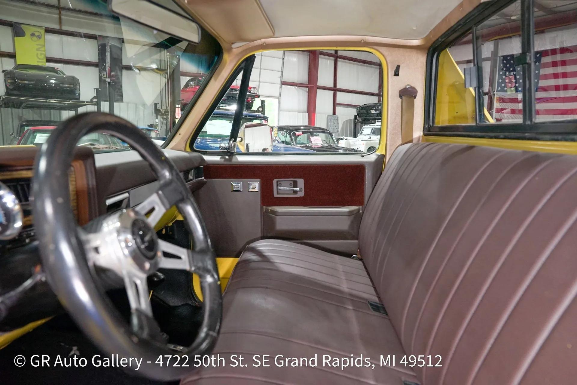 1982 GMC C2500 Classic