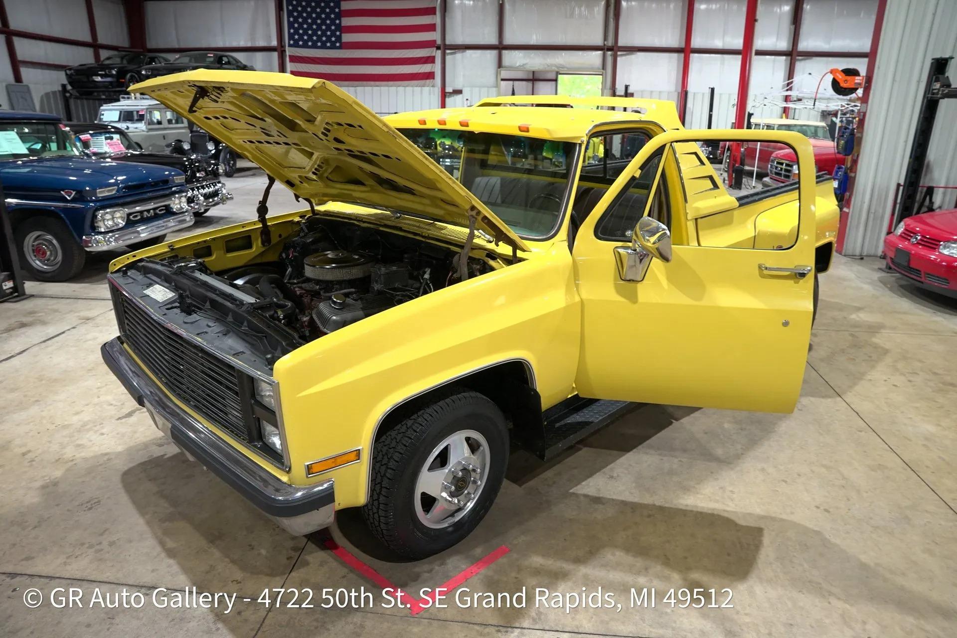 1982 GMC C2500 Classic