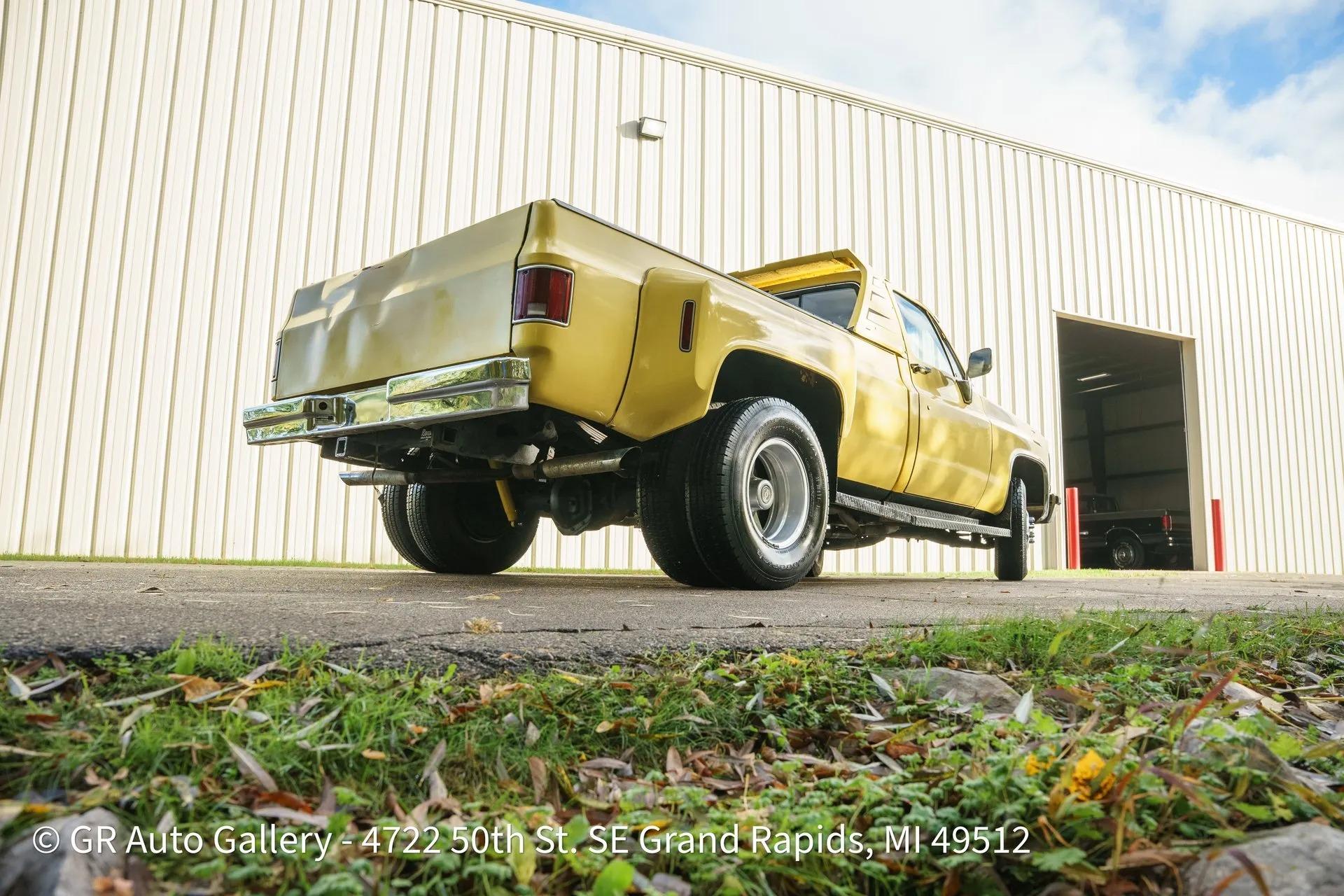 1982 GMC C2500 Classic