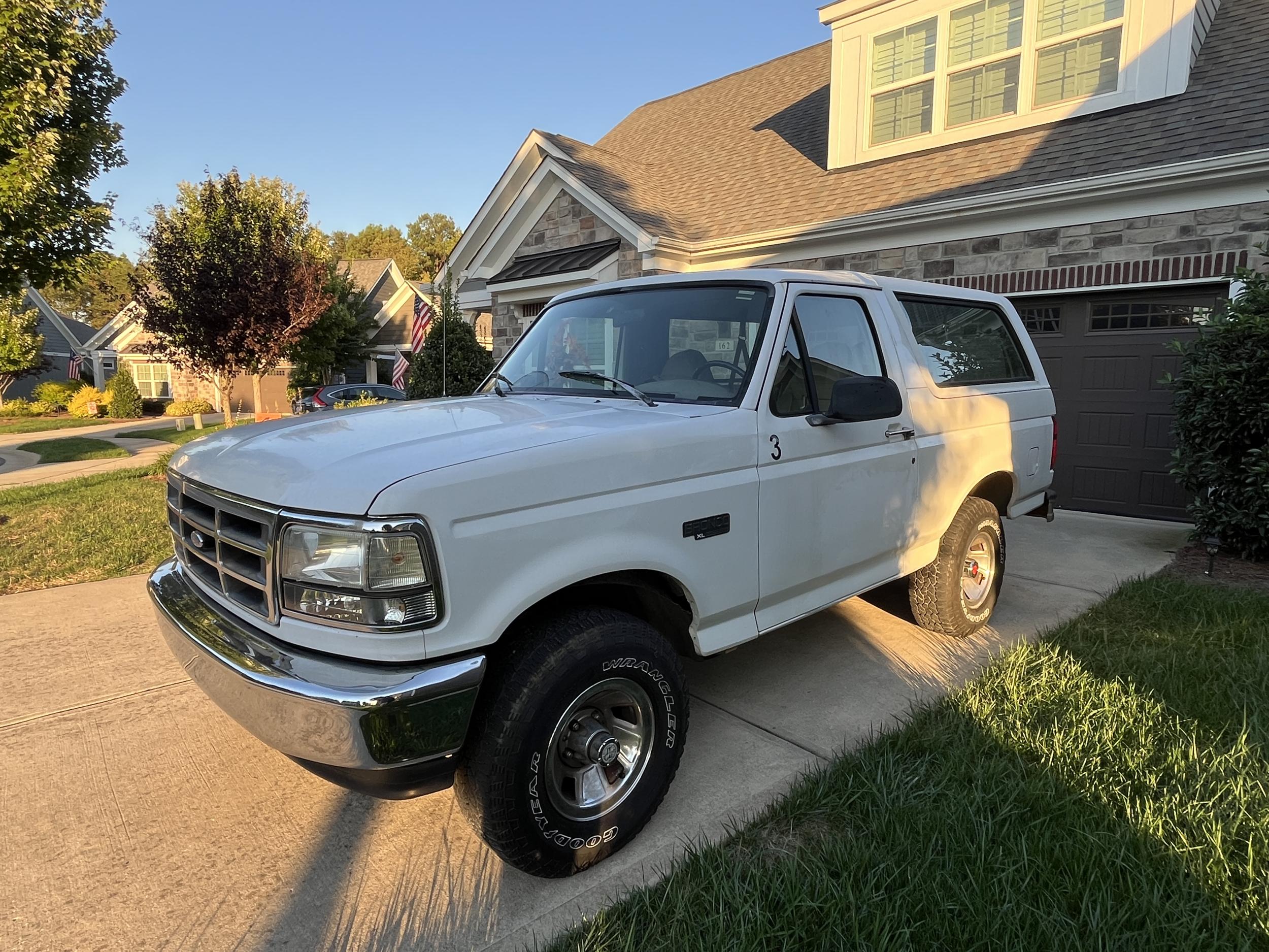 1994 Ford Bronco XL - 4