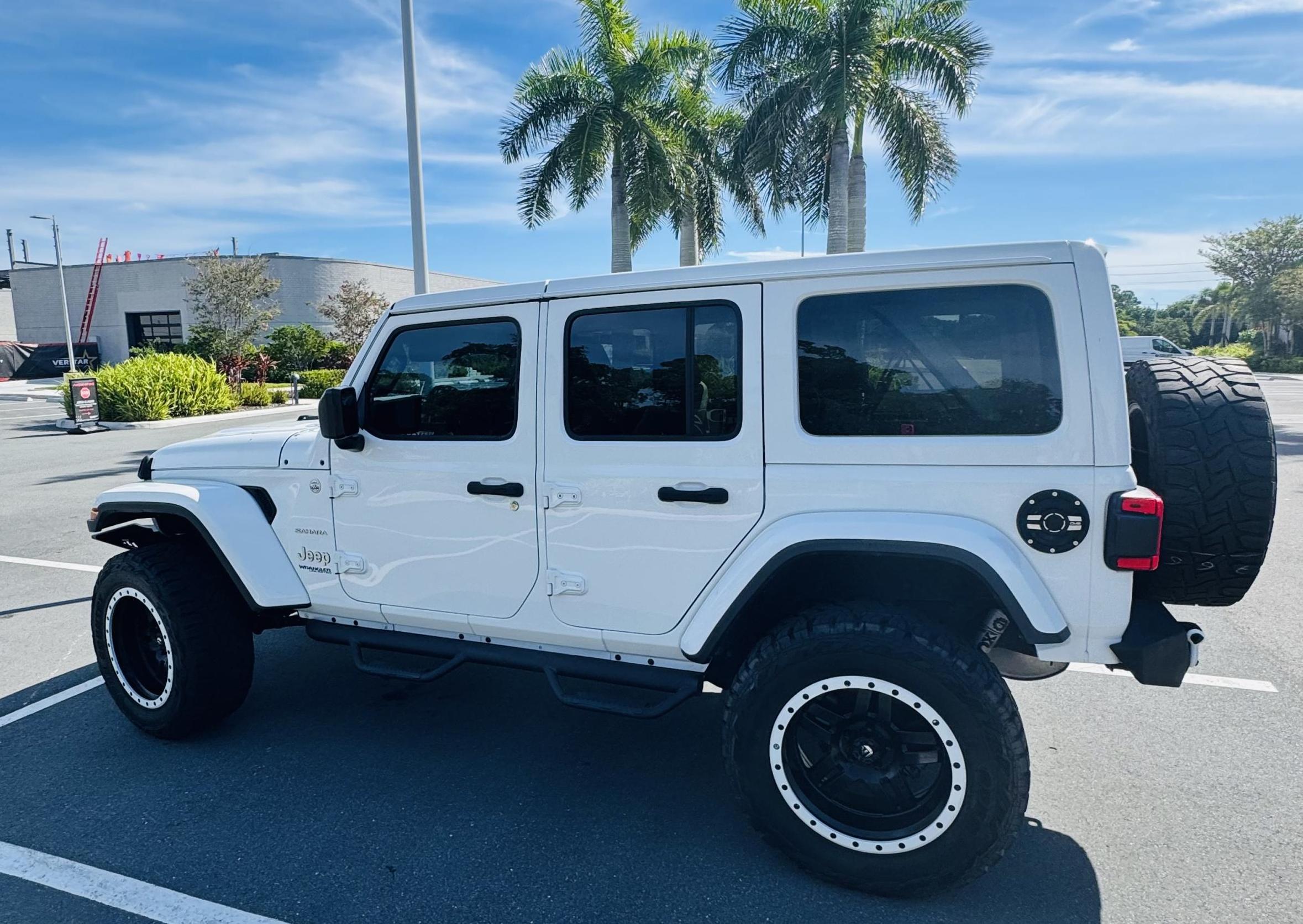 2020 Jeep Wrangler Sahara - 2