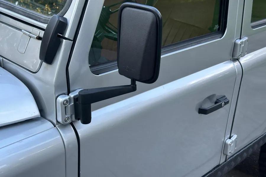 2000 Land Rover Defender 110