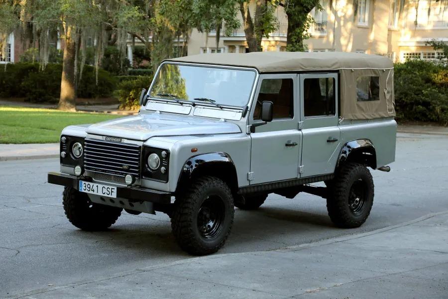 2000 Land Rover Defender 110