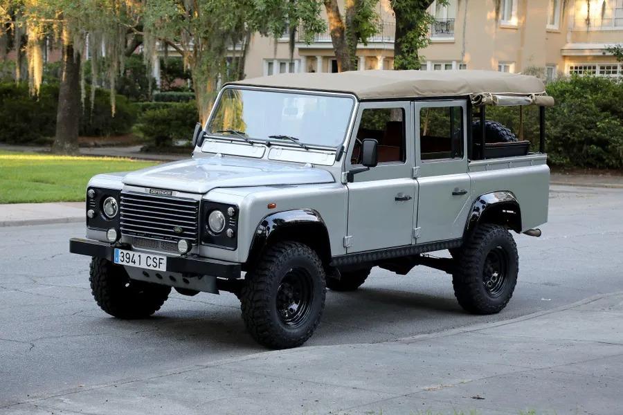2000 Land Rover Defender 110