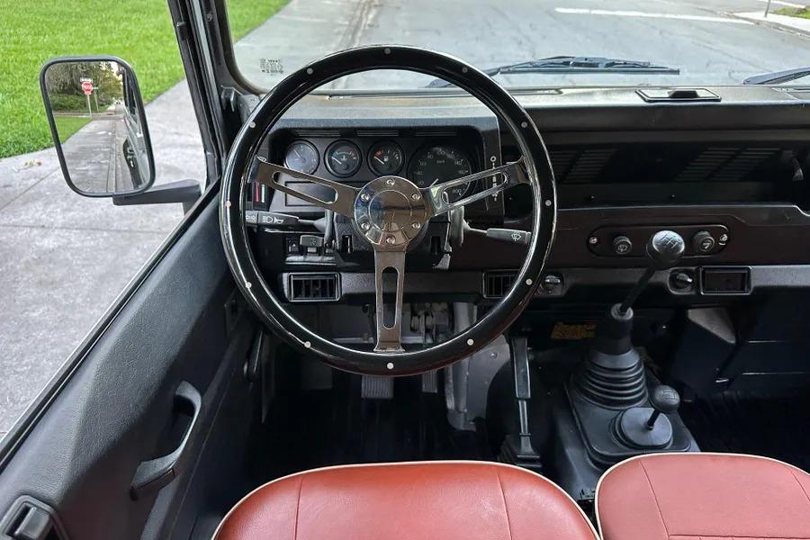 2000 Land Rover Defender 110