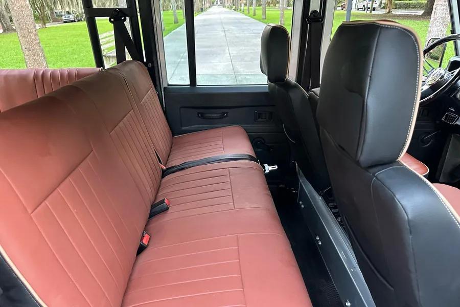 2000 Land Rover Defender 110