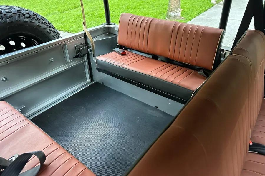 2000 Land Rover Defender 110