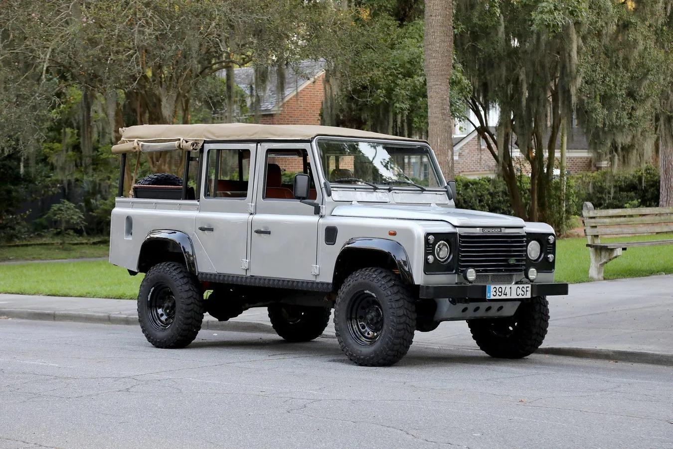 2000 Land Rover Defender 110